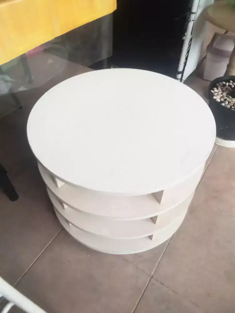 Jual cepat Meja bundar susun 4