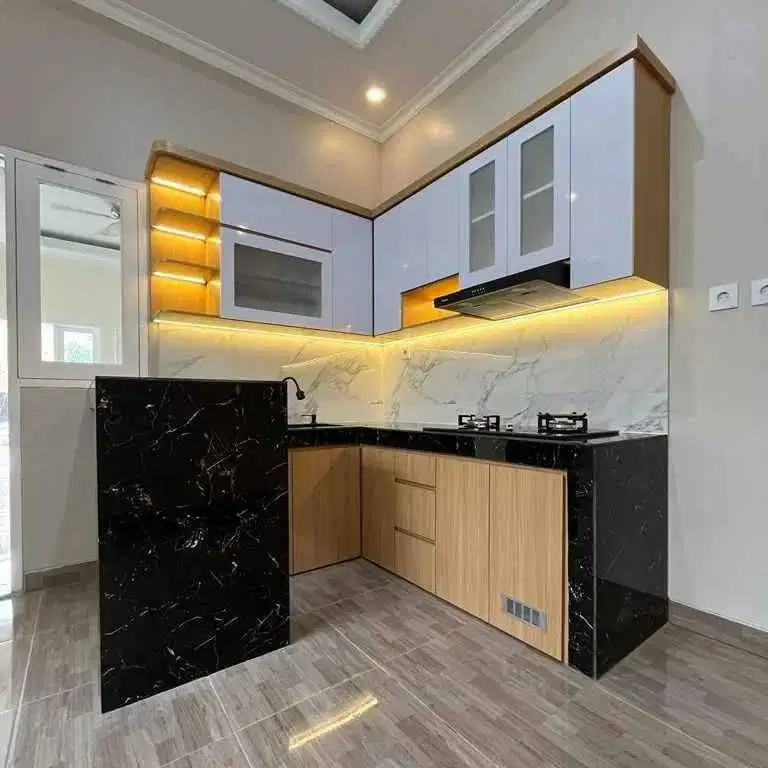 Kitchen set empat kaki interior