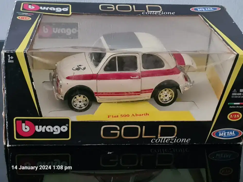 Bburago Diecast Fiat 500 Abarth 1:18