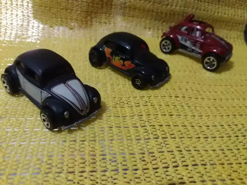 Dijual Die Cast paket vw beatle merk hotwheels