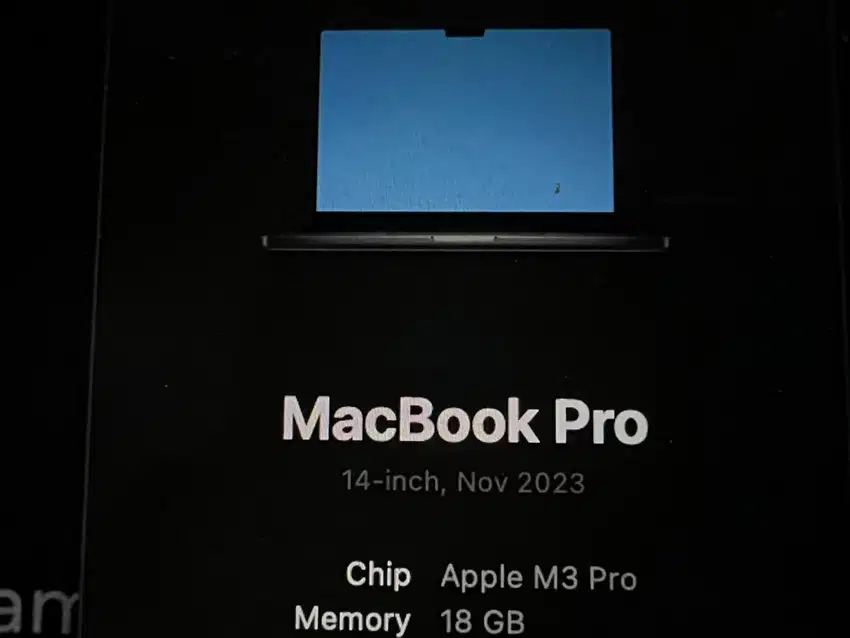 Macbook Pro M3 Pro Like New Murmer