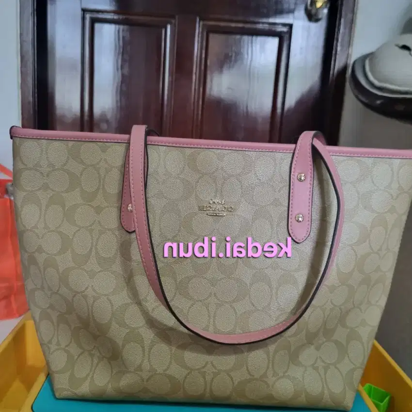 Tote Signature strap Pink coach