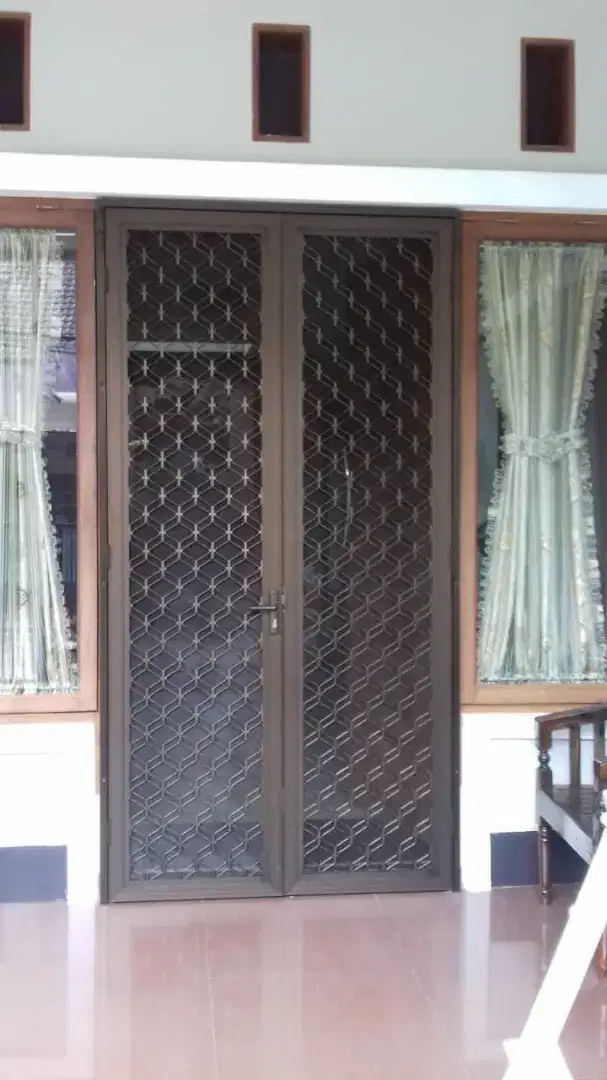 Pintu kasa nyamuk