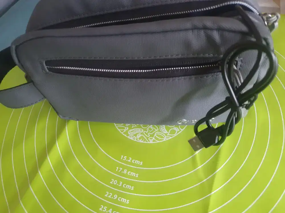 Pouch Pria serbaguna