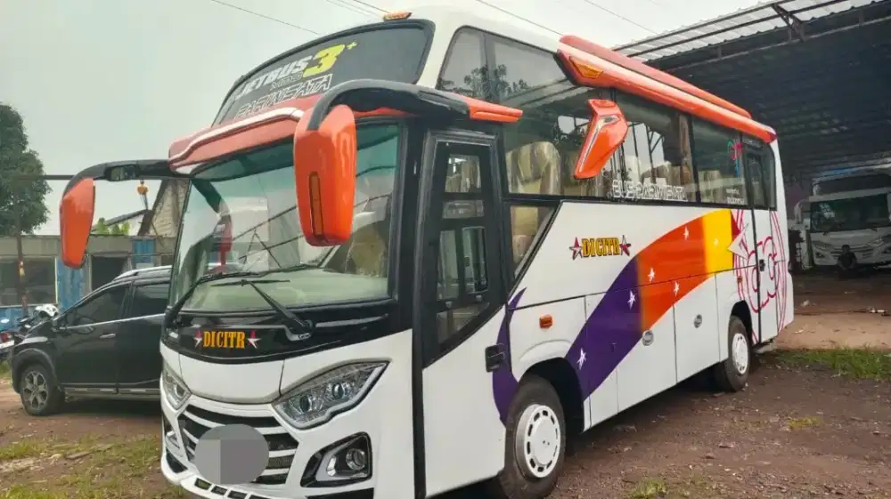 Bus Medium over hang nik 2025