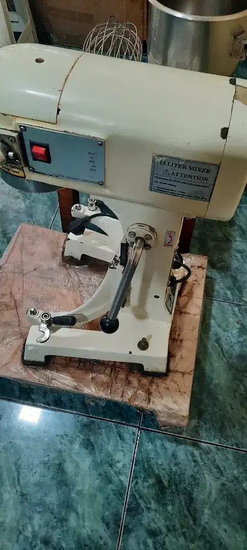 Mixer Qmax Model 
B 15 SF