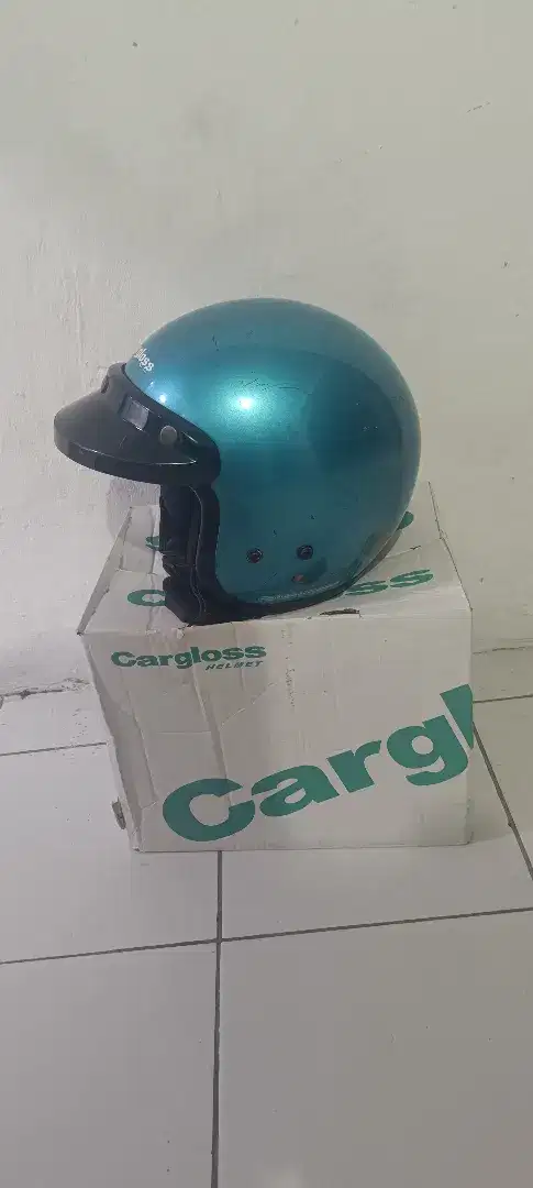 helm cargloss biru