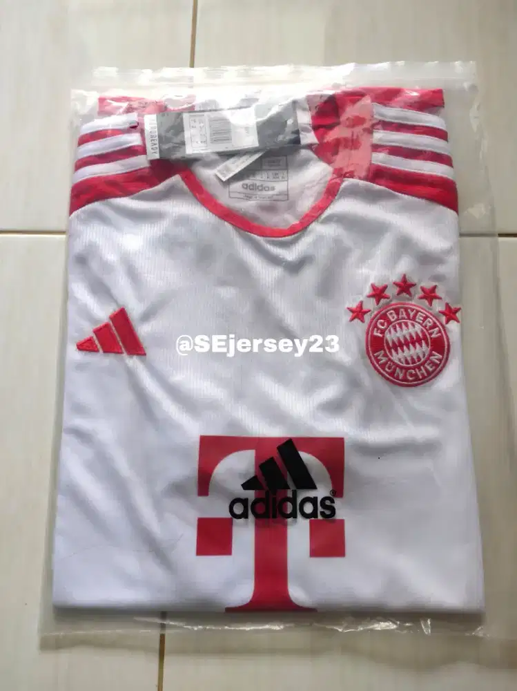 Jersey bola musim 23/24