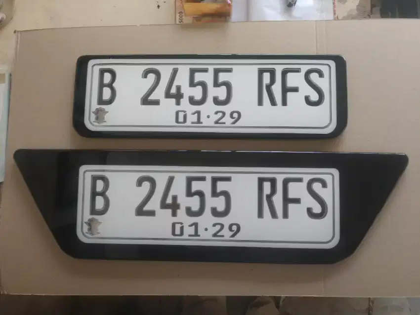 Cover plat nomor akrilik