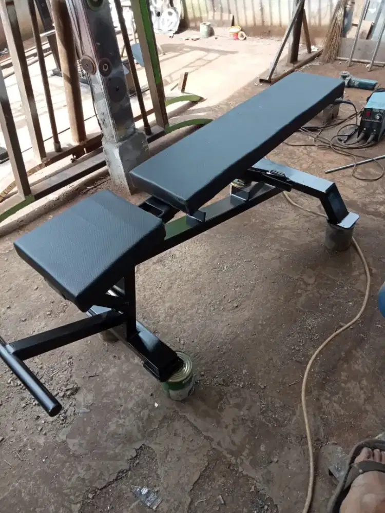 adjustable bench
