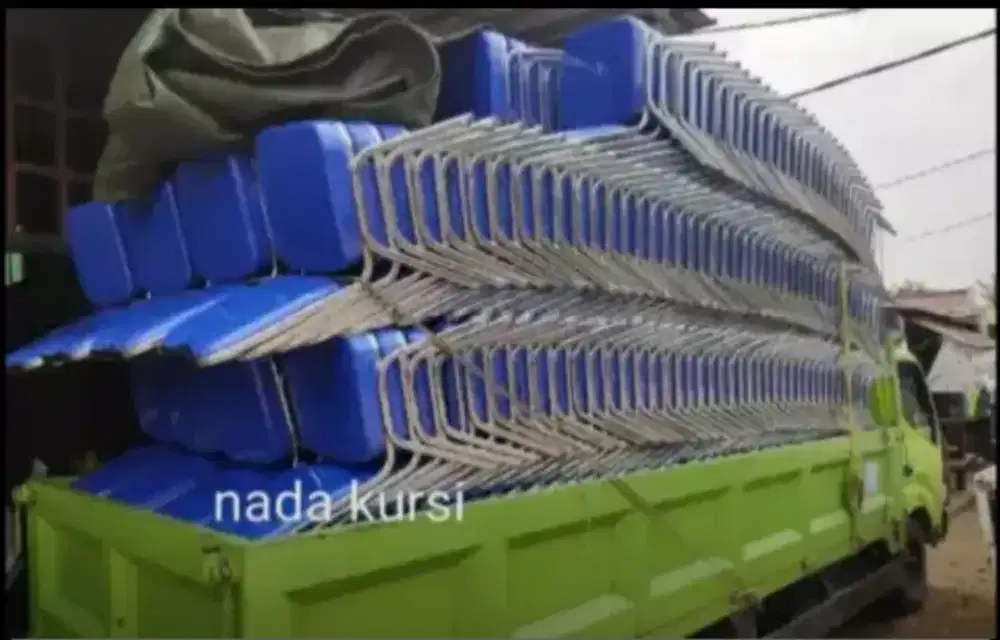 KURSI SUSUN KUALITAS SUPER MODEL FUTURA