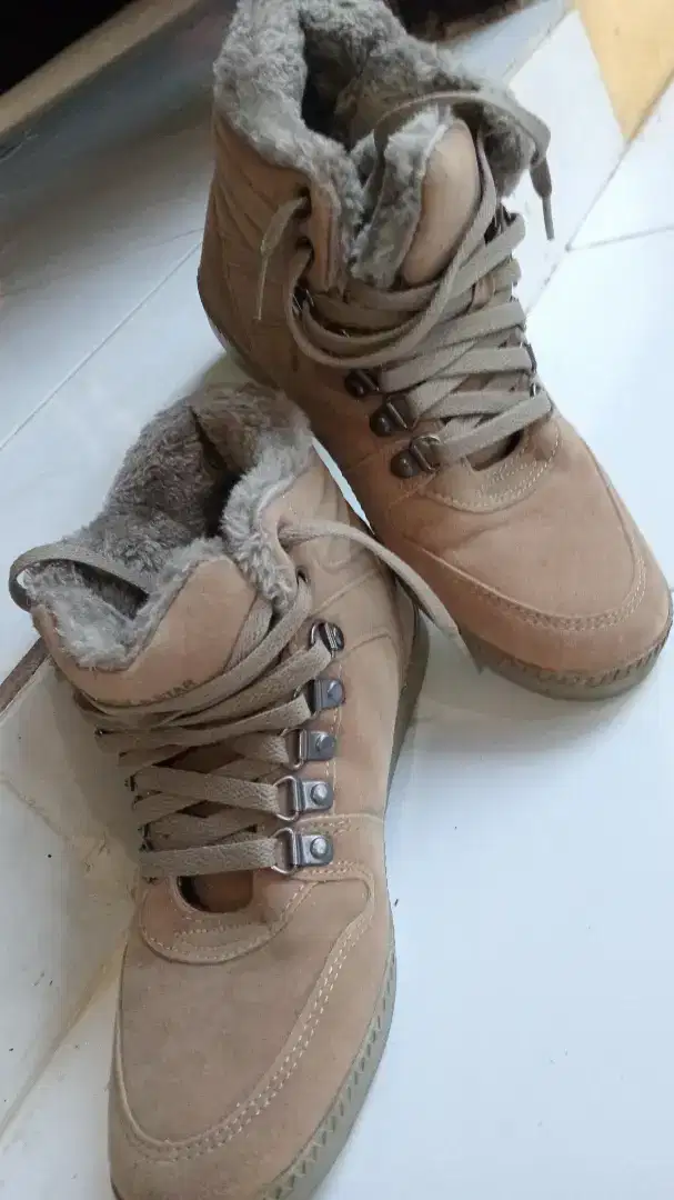 Dijual sepatu korea asli