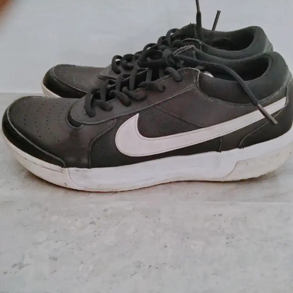 Sepatu second nike ori