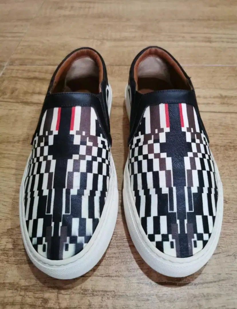 Givenchy  Pixel Print Sneaker Size 39