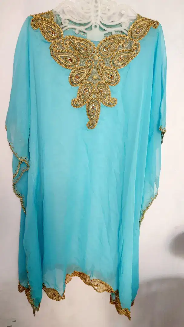 Baju Kaftan warna biru