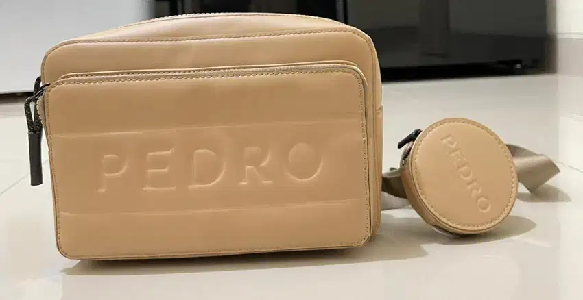 Tas selempang pria merek PEDRO Original