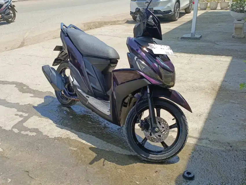 Dijual motor matic Yamaha Mio M3 125cc 2017