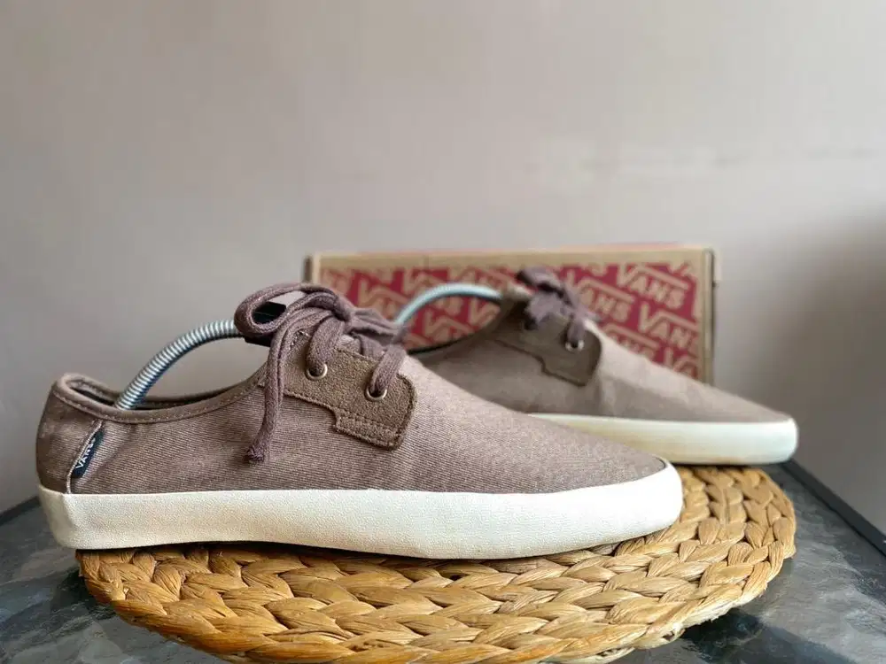 VANS SURF / LOAFERS - size 10/43