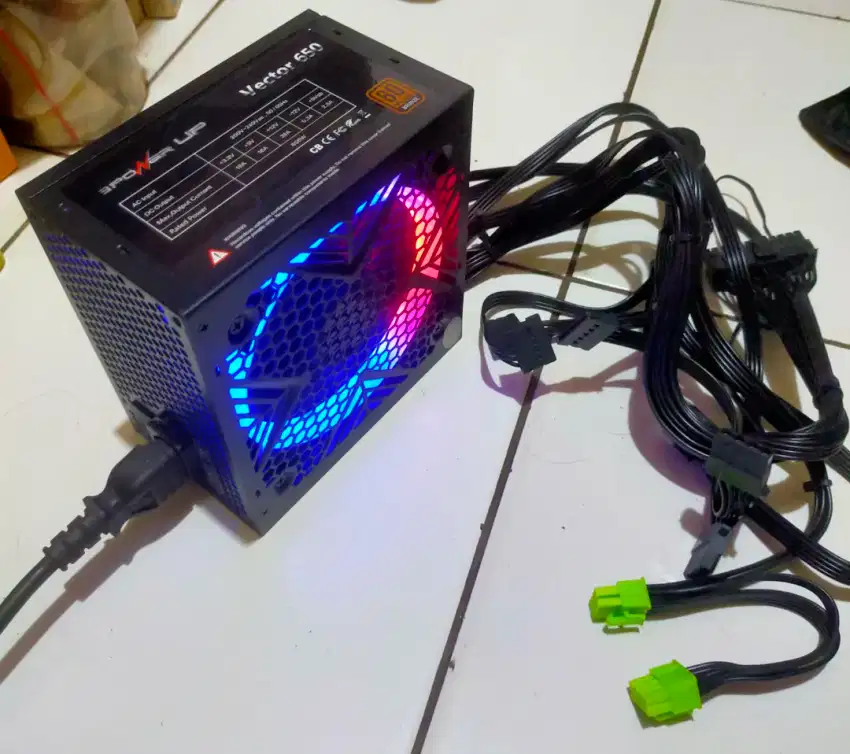 Psu gaming 650W , 3 power Up , 80 plus bronze, Vector 650.