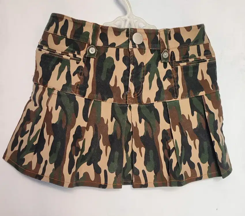 Rok mini motif Army bahan jeans