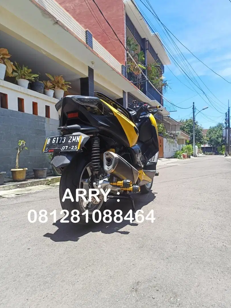 Yamaha Xmax Kuning 2017