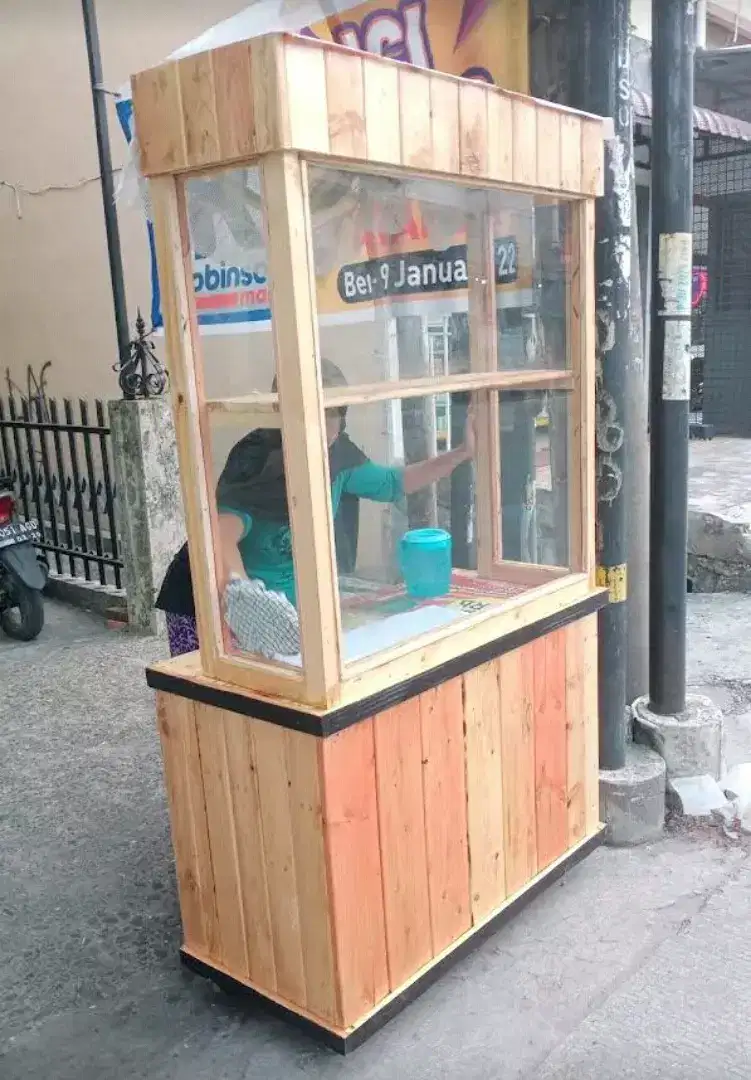 Meja cafe,  bar, kasir