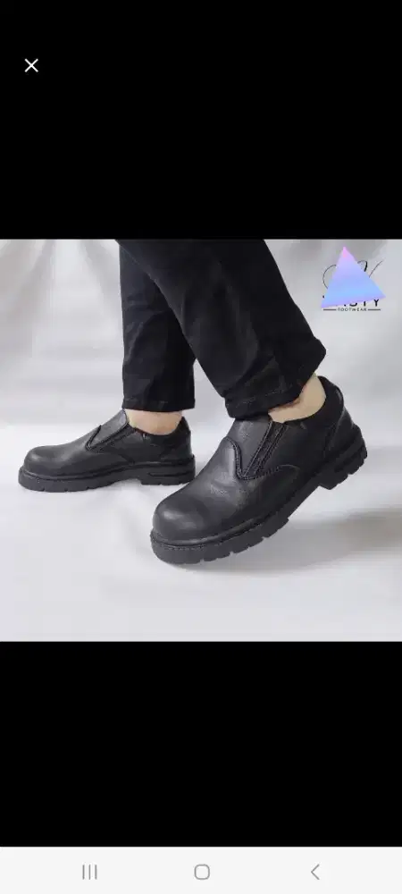 Ready sepatu safety wanita