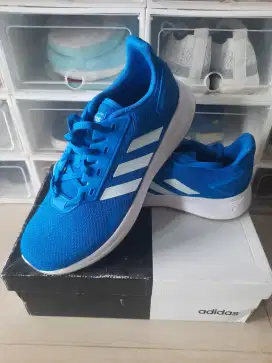 Sepatu Snackers ADIDAS 43½