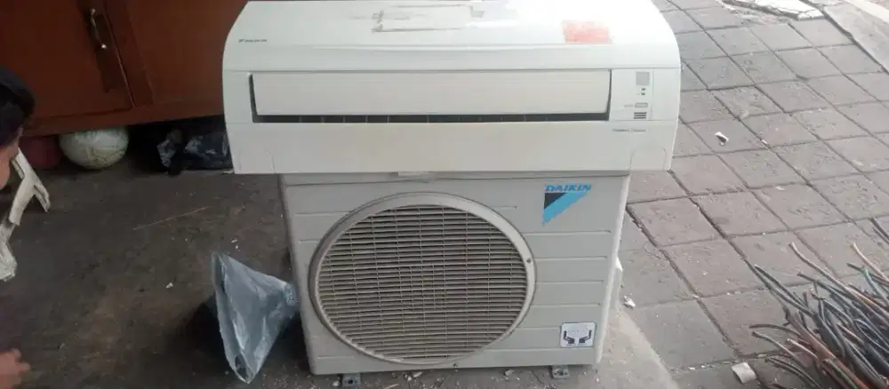 Beli AC bekas satuan dan borongan dengan harga tinggi