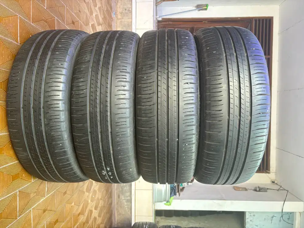 Ban Dunlop Enasave ec300+ 205 55 r17 4pcs