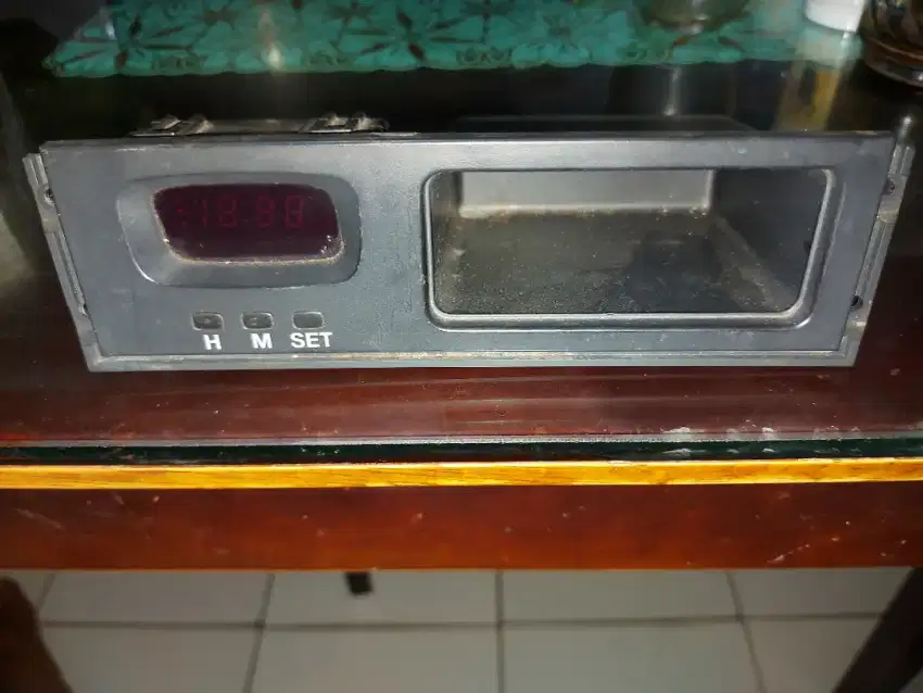 Jam digital mitsubishi kuda