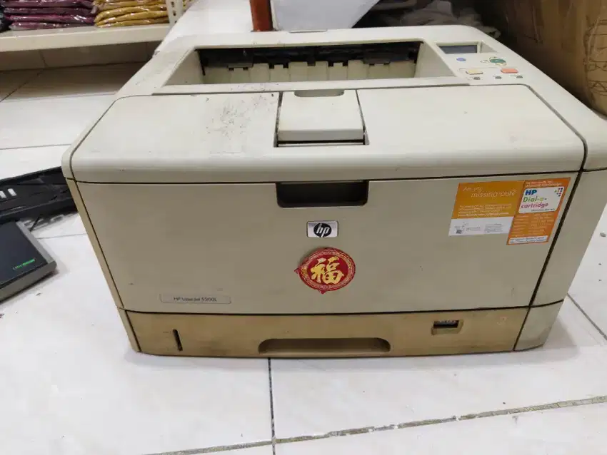 HP laser Jet 5200L