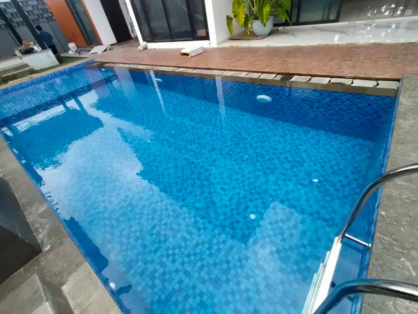 Spesialis kolam renang
