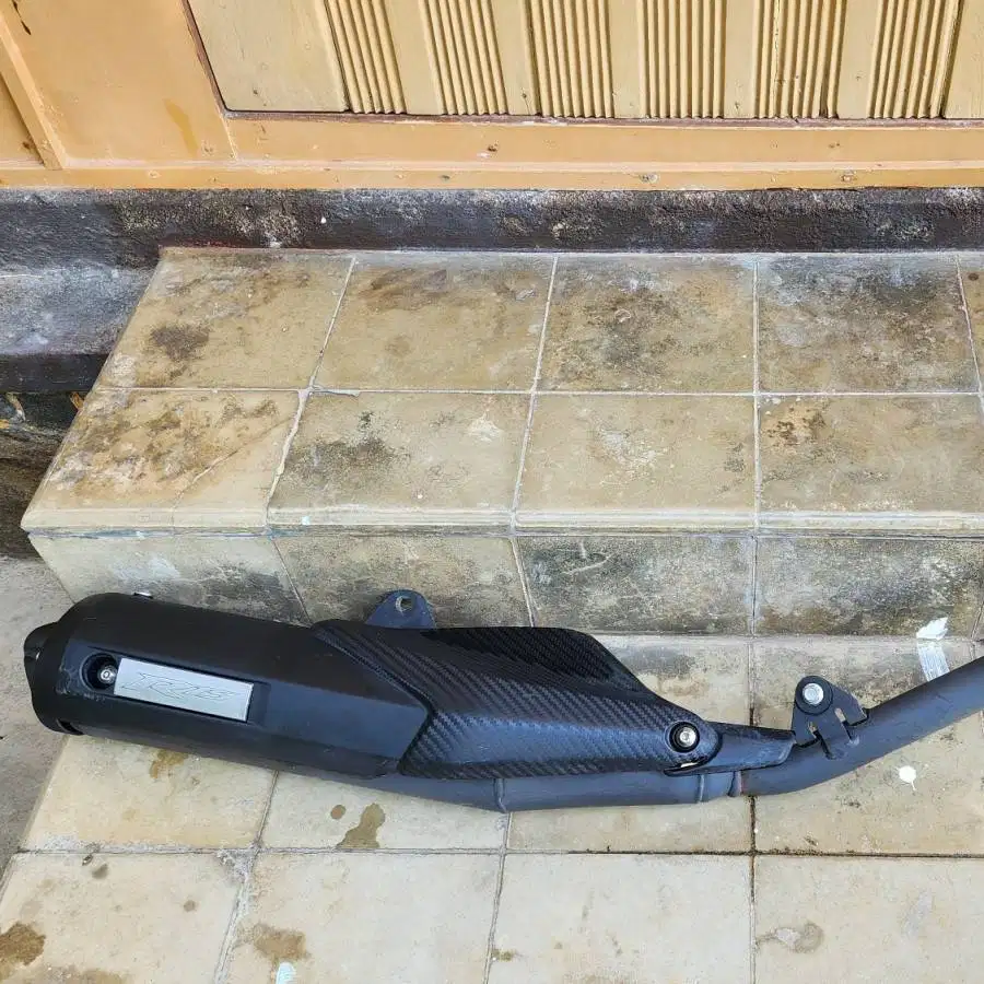 Knalpot Ori R15 V2 - Like New (No Karat)