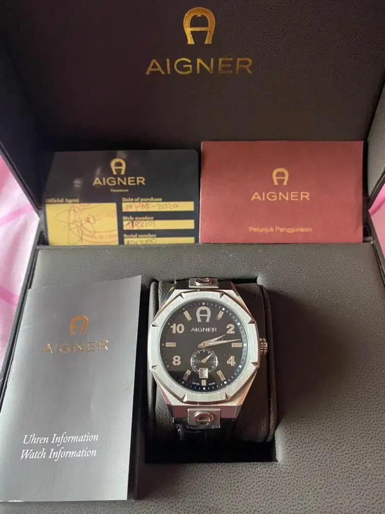 Jam Tangan Aigner Second