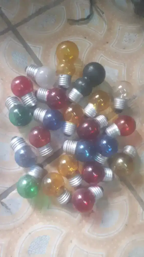 Se paket lampu hias 17 agustus mgkn ada yg perlu slhkn. Cpt deh murah