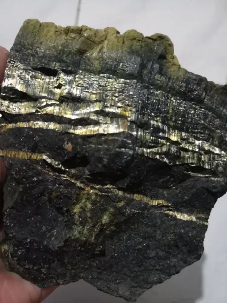 Bahan alam serat emas cocok buat batu perhiasan