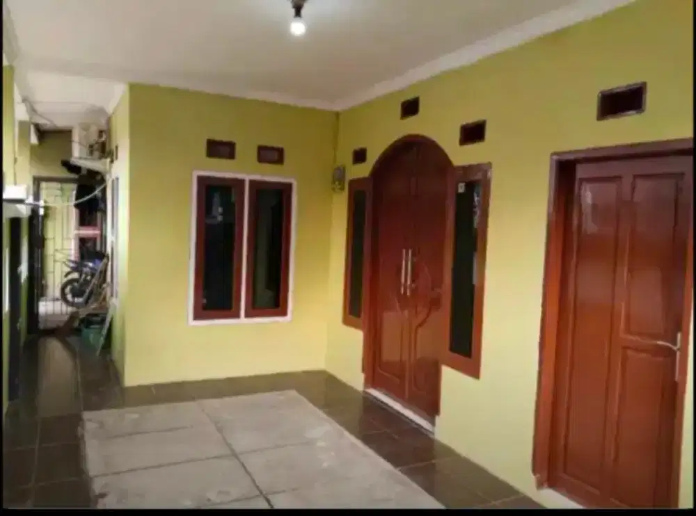Di Kontrakan Rumah Tinggal