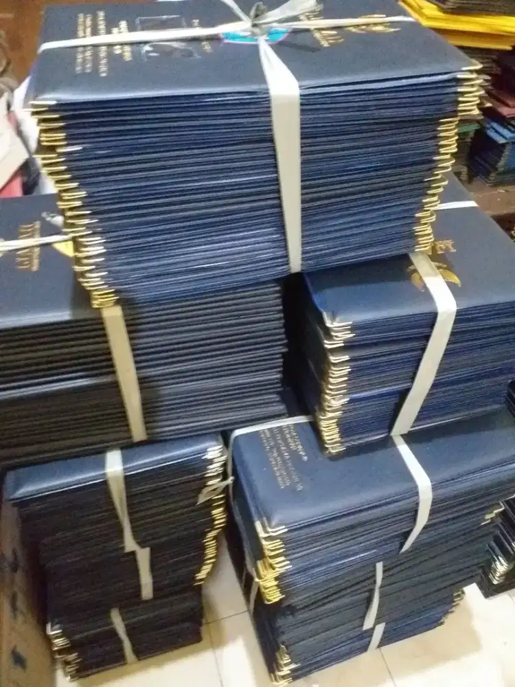 PEMBUATAN  COVER ,IJAZAH ,  BUKU RAPORT , MAP ,SAMPUL   BISA HOT PRINT