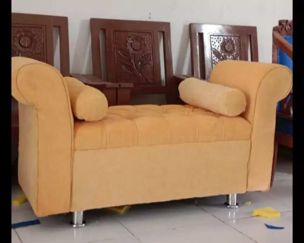 Tuker tambah kursi sofa