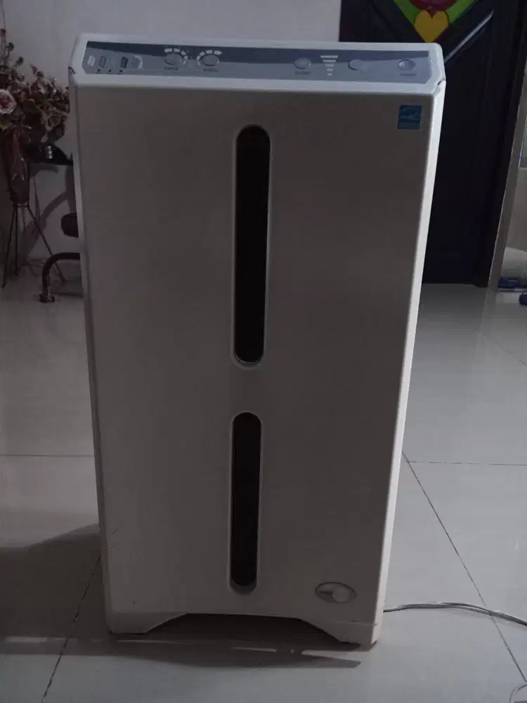 ATMOSPHERE Air Purifier