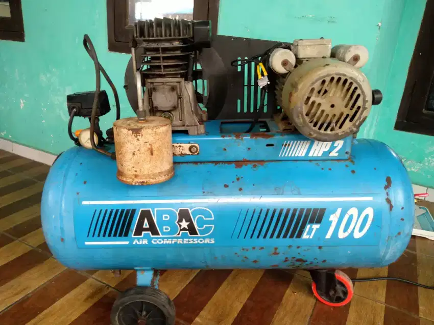 Kompresor angin ABAC LT100