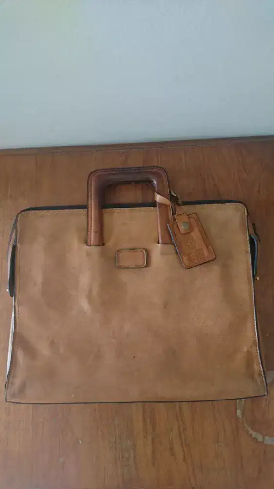 Tas Tumi limited edition