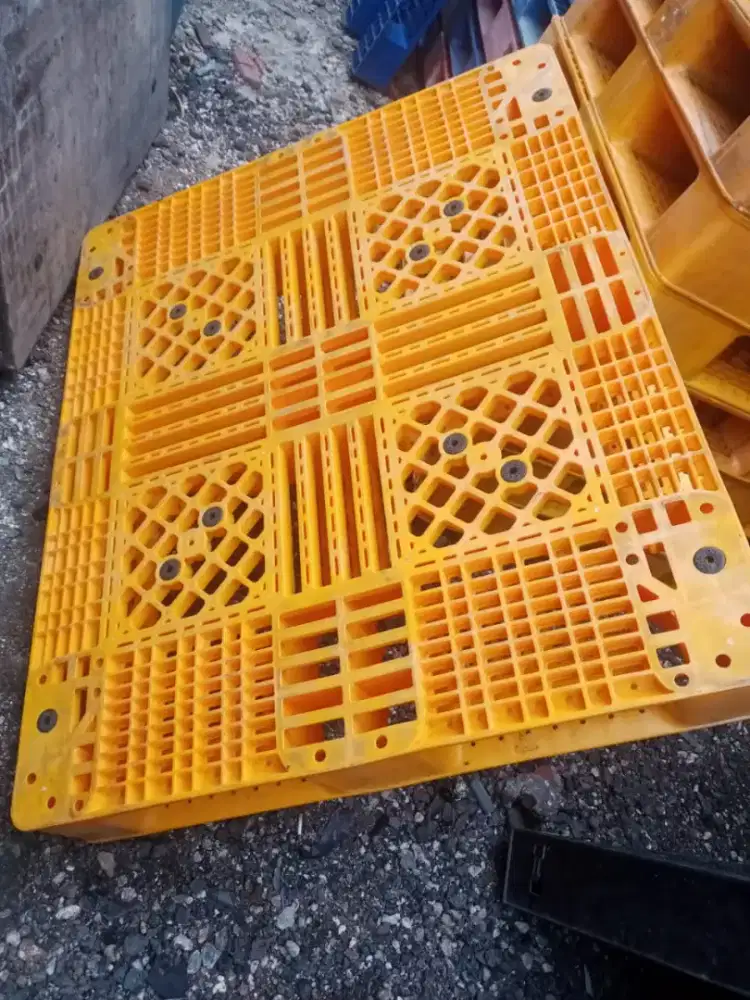 Pallet plastik bekas murah
