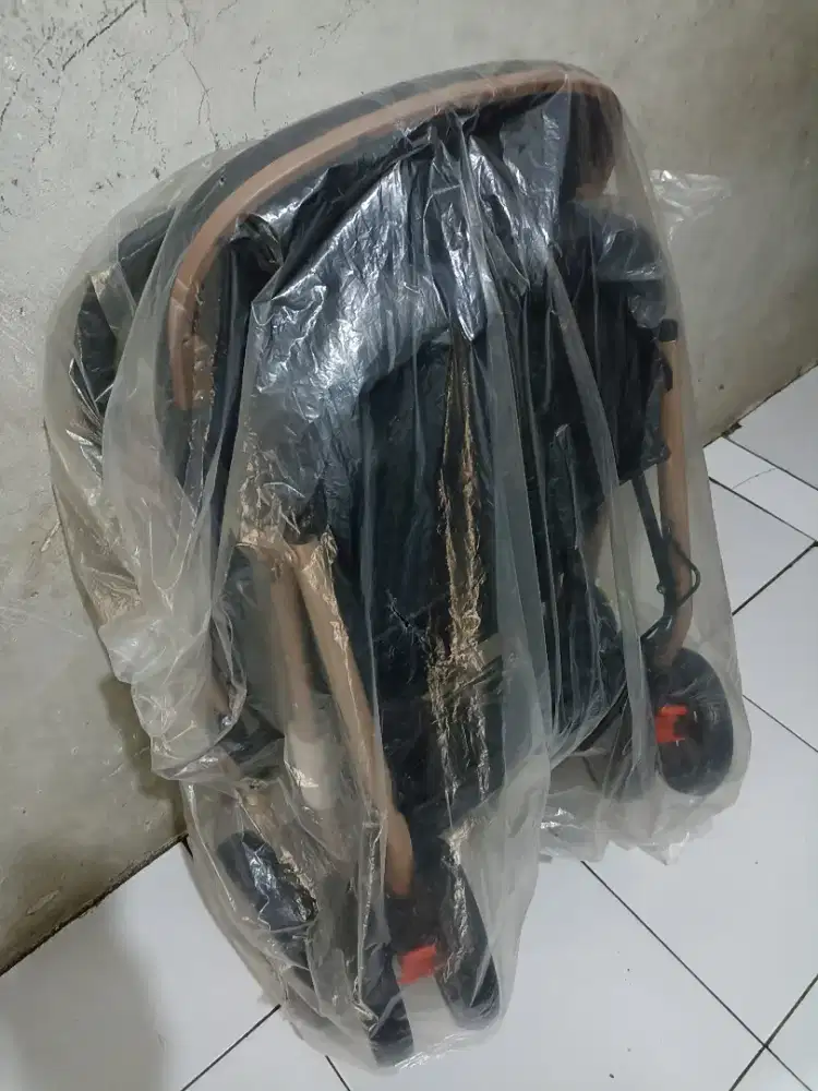 Jual baby stroller 400rb nego
