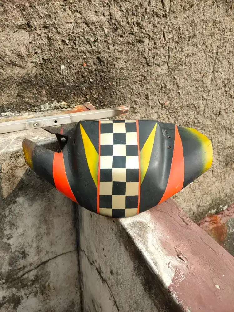 Batok buta atau kepala lampu motor F1zr Vega