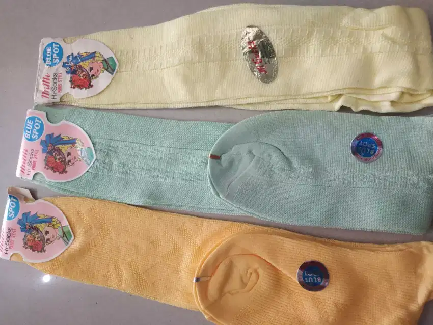 Kaos kaki wanita warna soft