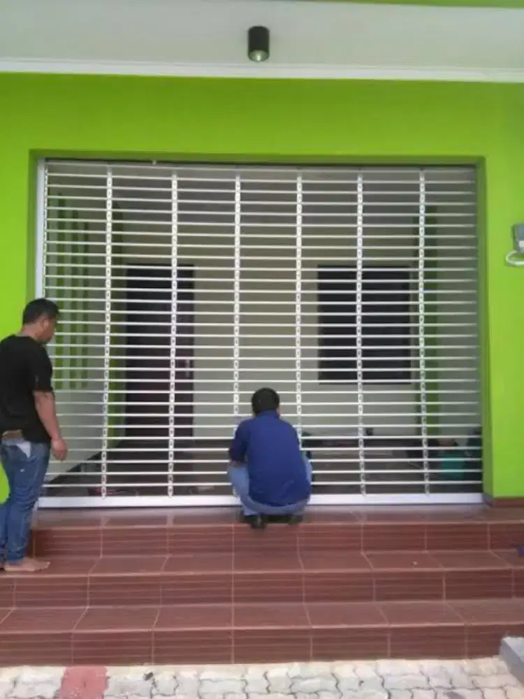 Rolling grille Almunium super