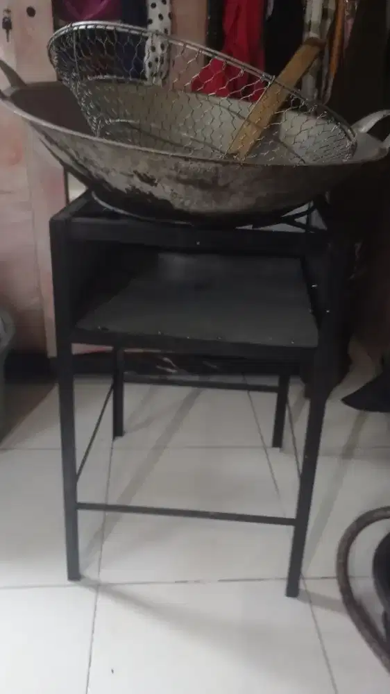 1 set wajan besar dan Besi dudukan kompor uk 40 x 70