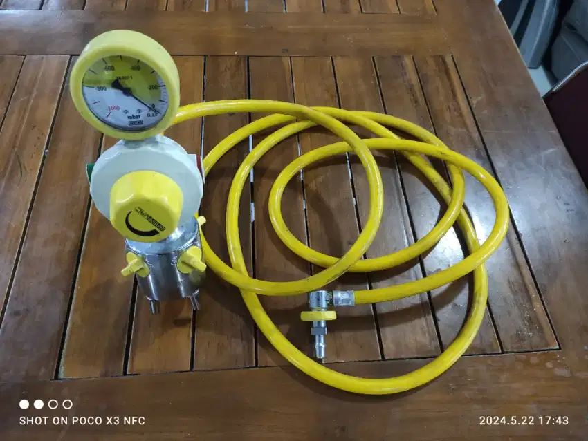 medical suction vacum regulator